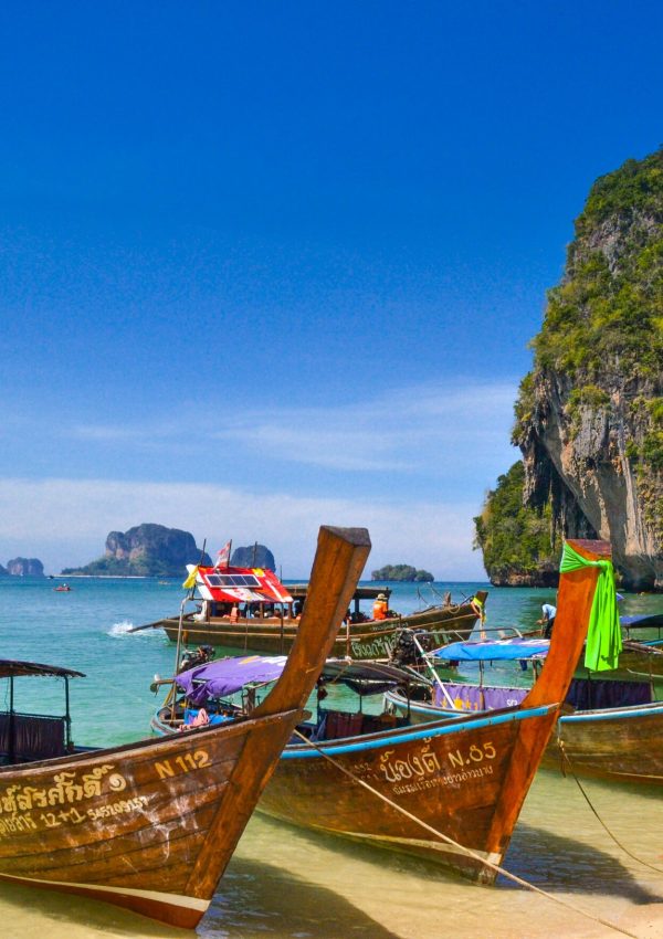 sumit-chinchane-jWKk-0ZBUyg-unsplash